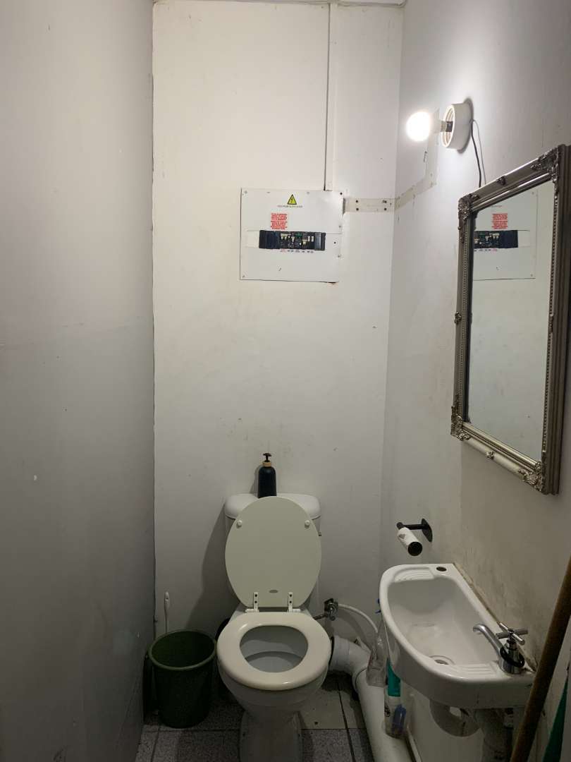 To Let commercial Property for Rent in Richmond Estate Western Cape